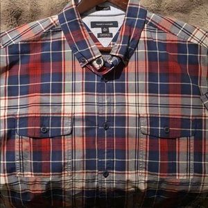Tommy Hilfiger custom fit button down